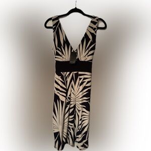 NWT Max & Cleo Sz 6 Tropical Black and Cream Double V Dress with front/back tie